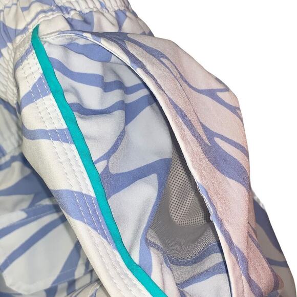 Vineyard Vines 7" Printed Chappy‎ Swim Trunks SZ 2XB Shorts - Picture 10 of 12